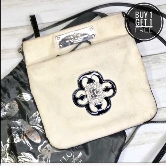 TROUVE Nordstrom Grey  V-Neck Hi Lo Tee Small - Picture 10 of 16